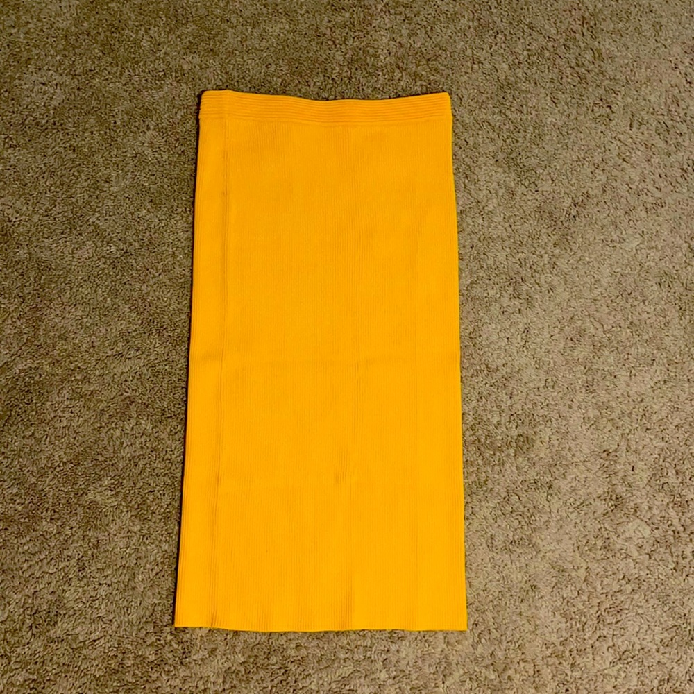 Never worn, Yellow, Michael Kors skirt
